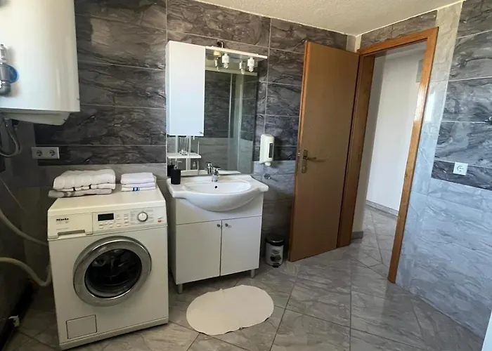 I Restoran Ana Gæstehus