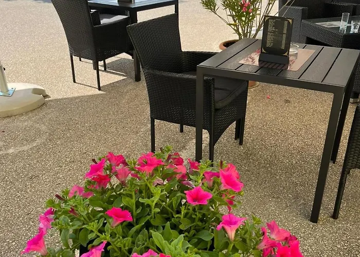 I Restoran Ana 3* Donji Svilaj